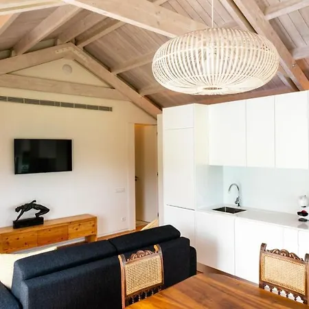 Bed and breakfast Outeyro Retreat - Casa Da Eira Tabuado